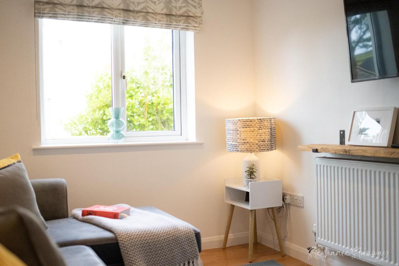 The Lookout, Modern Home From Home, Sleeps 5, With Private Parking & Outside Terrace St Ives Zewnętrze zdjęcie
