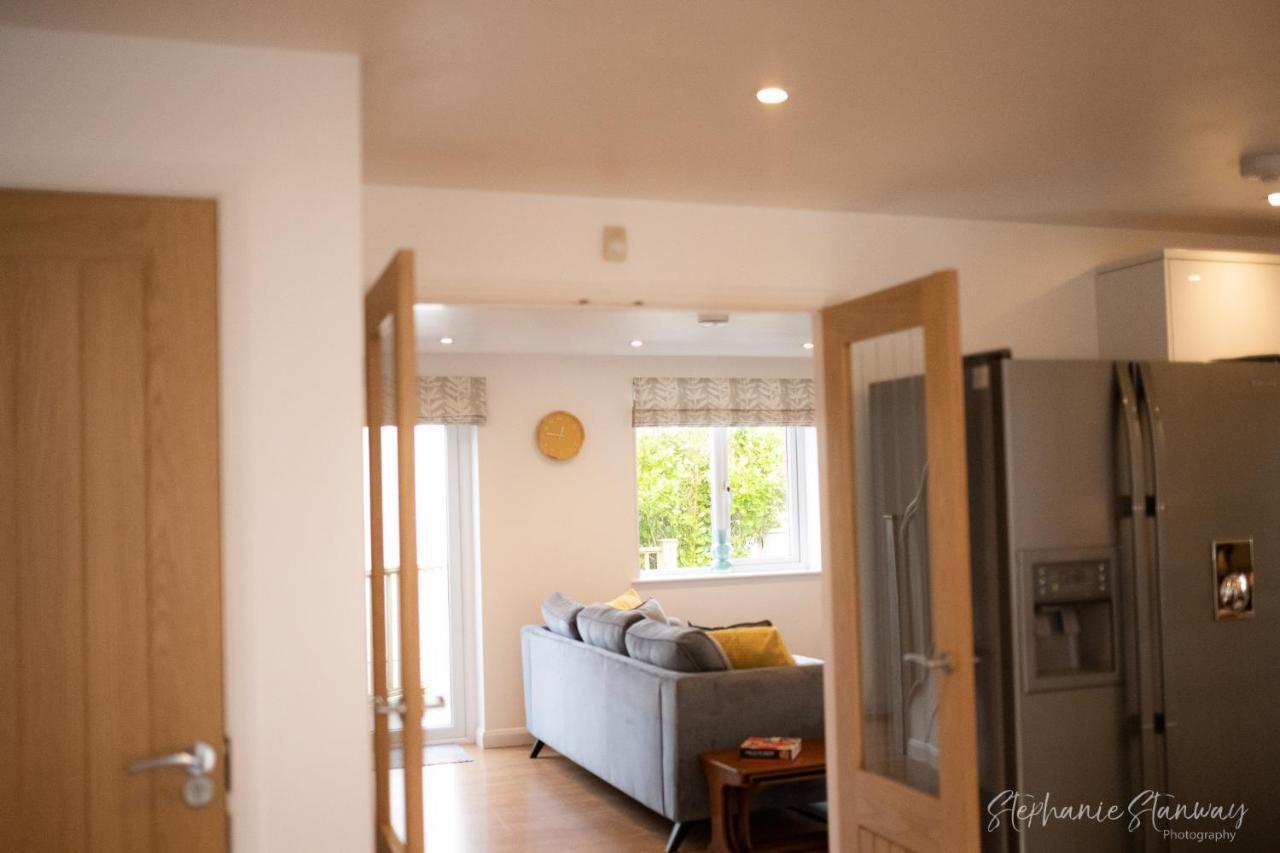 The Lookout, Modern Home From Home, Sleeps 5, With Private Parking & Outside Terrace St Ives Zewnętrze zdjęcie